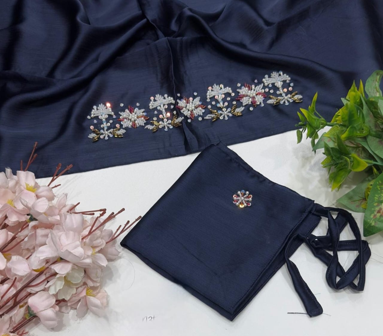 Niqab & Scarf Set – Cut Dana Hand Work