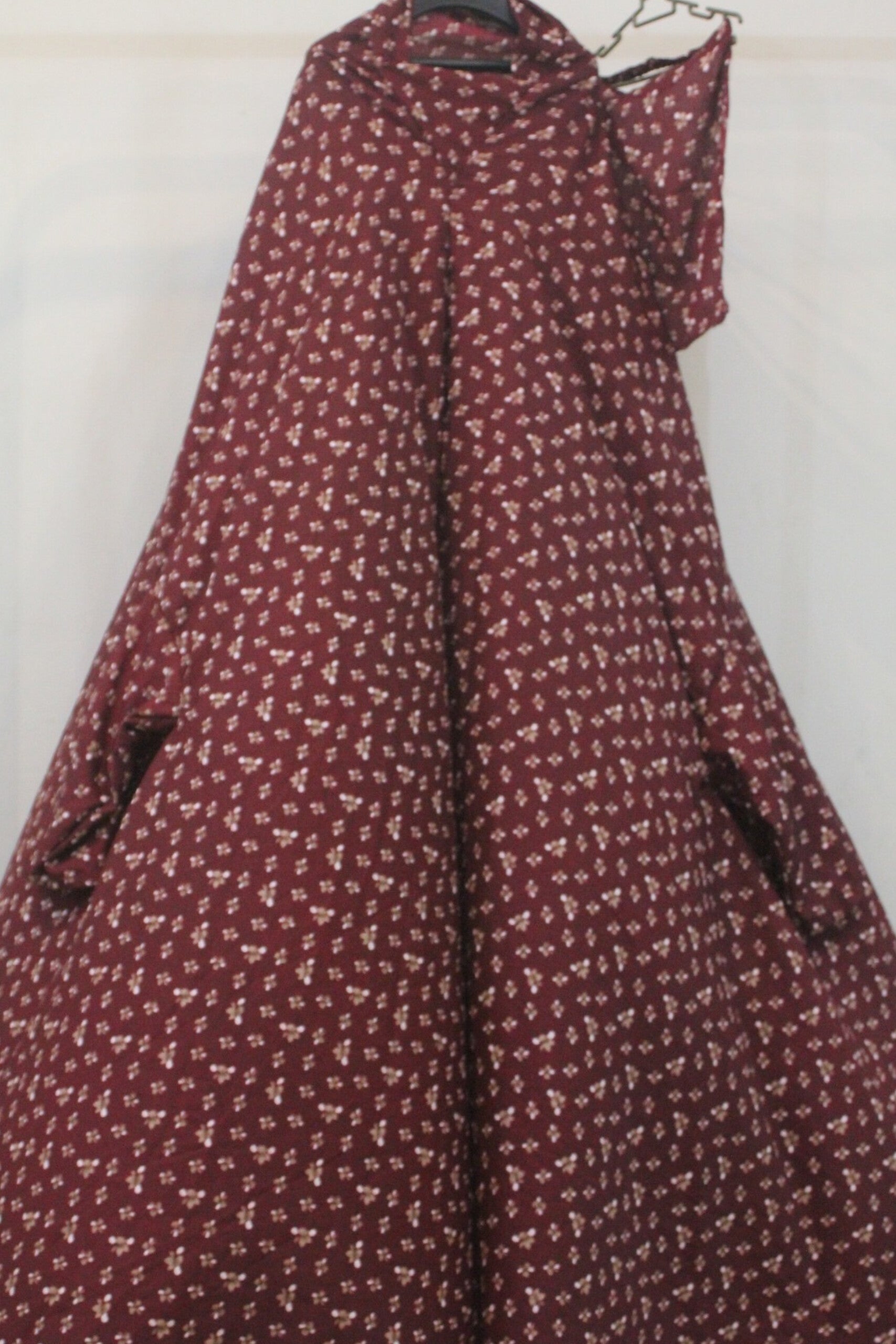 Maroon Printed Namaz Chaddar