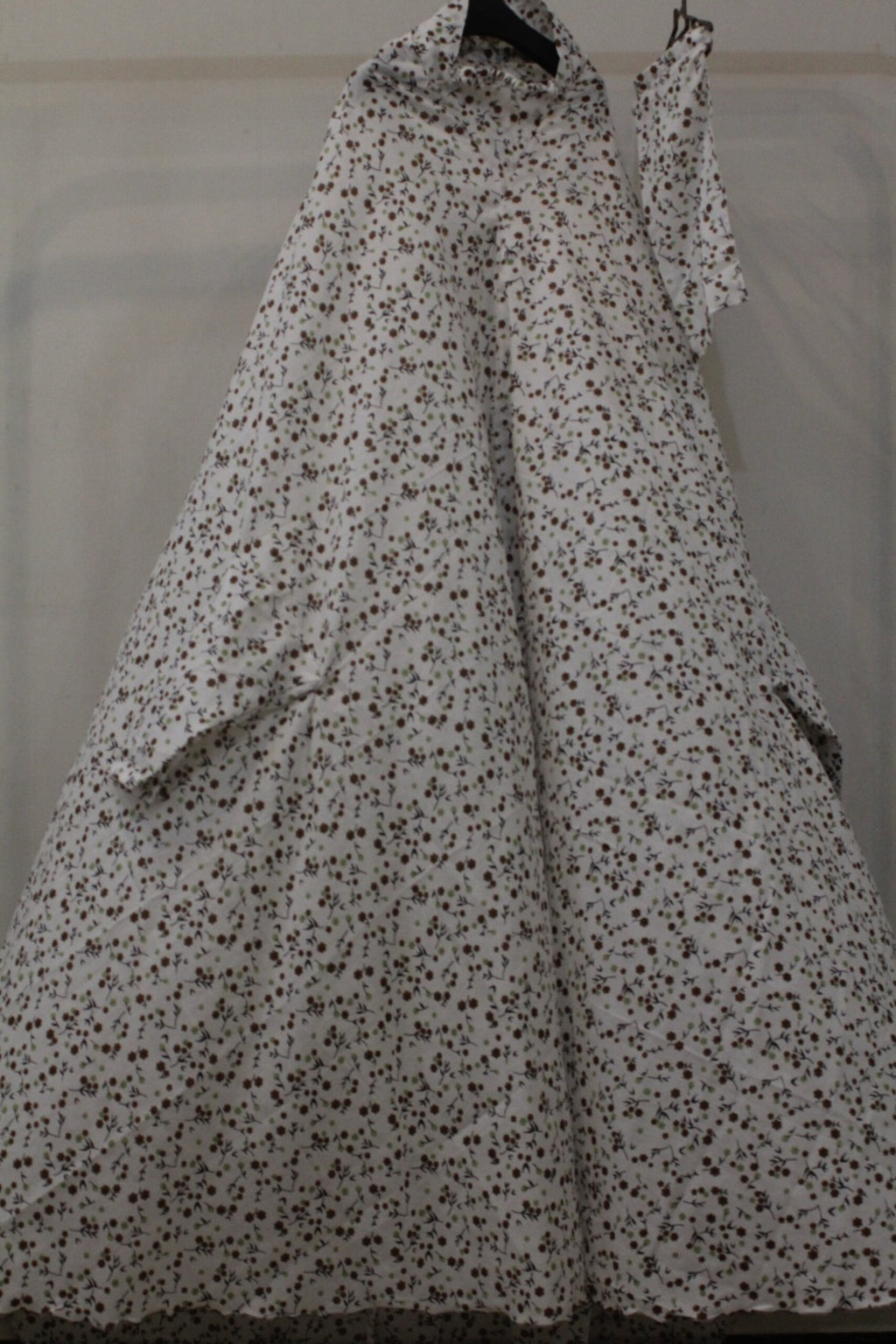 White Printed Namaz Chaddar