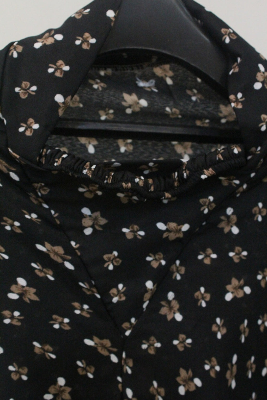 Black Printed Namaz Chaddar