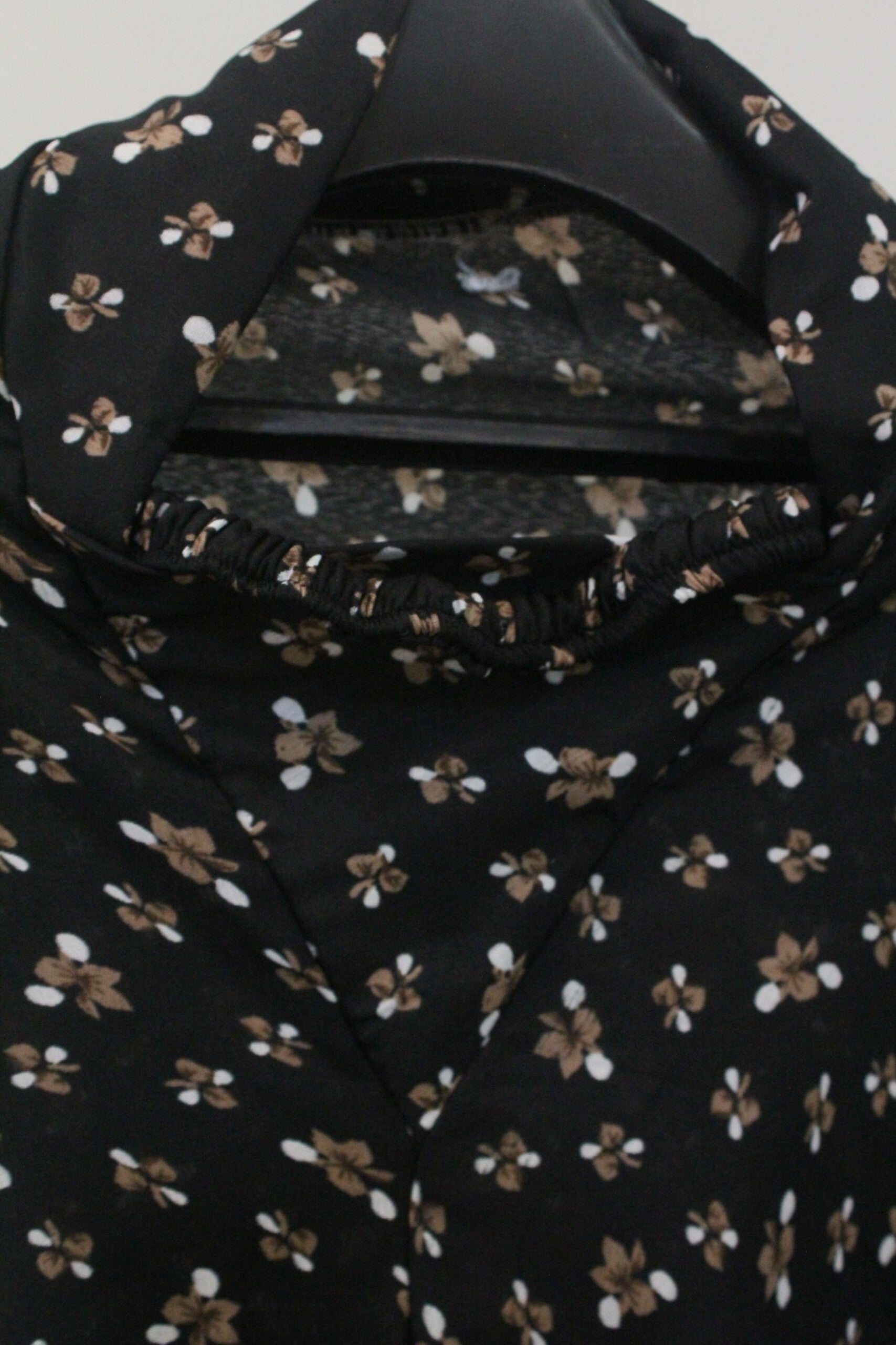 Black Printed Namaz Chaddar