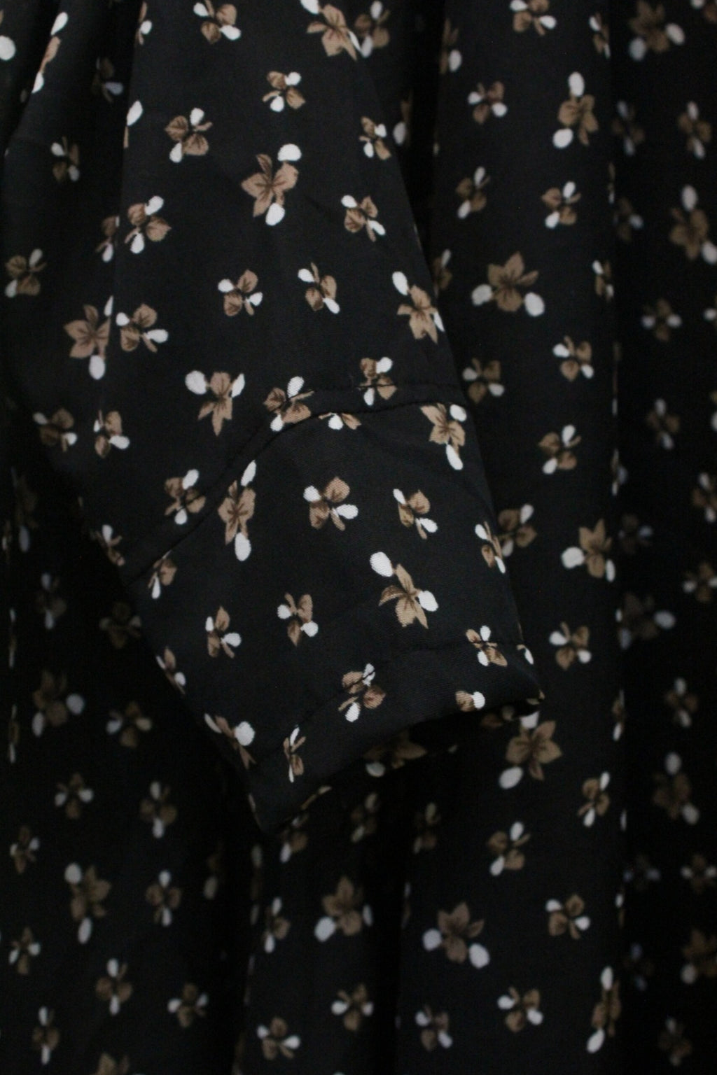 Black Printed Namaz Chaddar